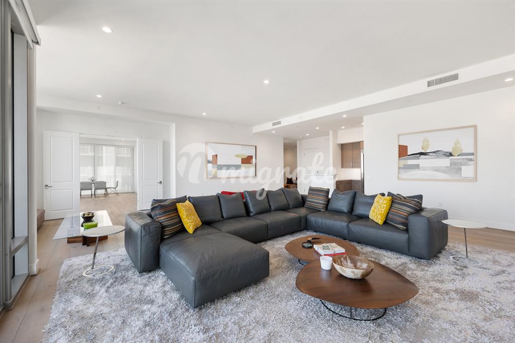 Кондоминиум в 2047 Westcreek Lane, 1601 - Houston, Texas