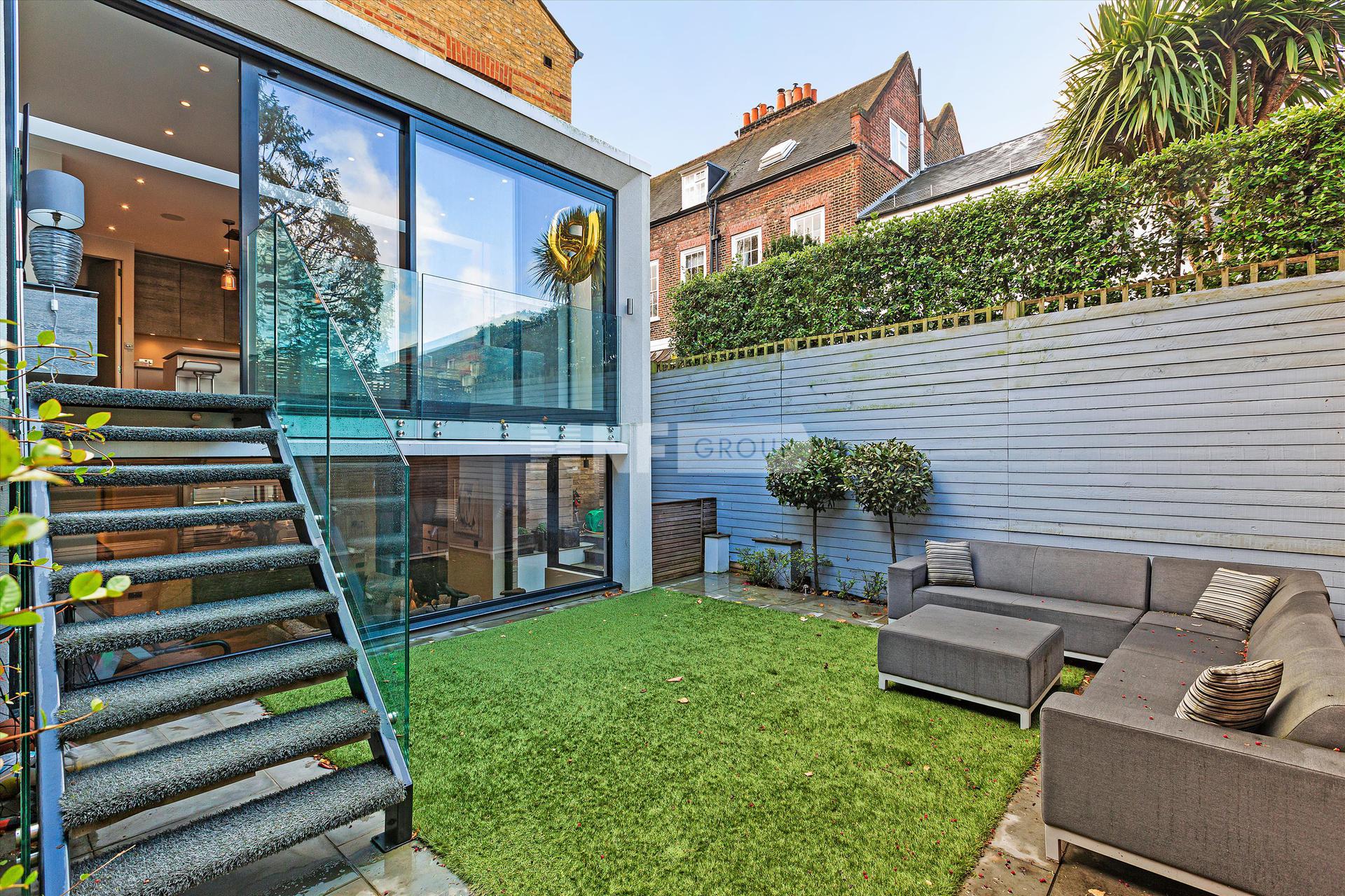 Вилла в Ormond Road, Richmond, Surrey, TW10