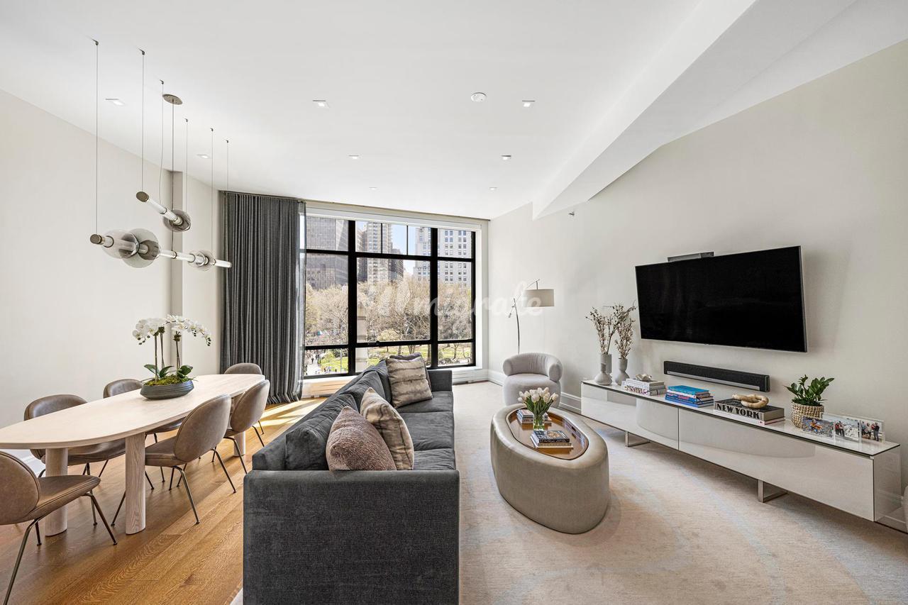 Кондоминиум в 10  MADISON SQ W, 4G - Flatiron District, New York