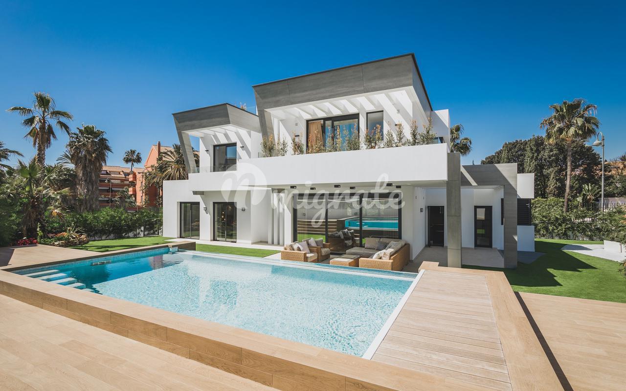 Вилла в Las Mimosas, Marbella, Malaga