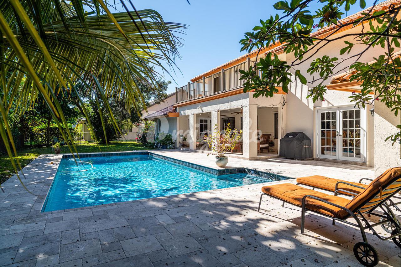 Вилла в 2244 NW 39th Drive - Boca Raton, Florida