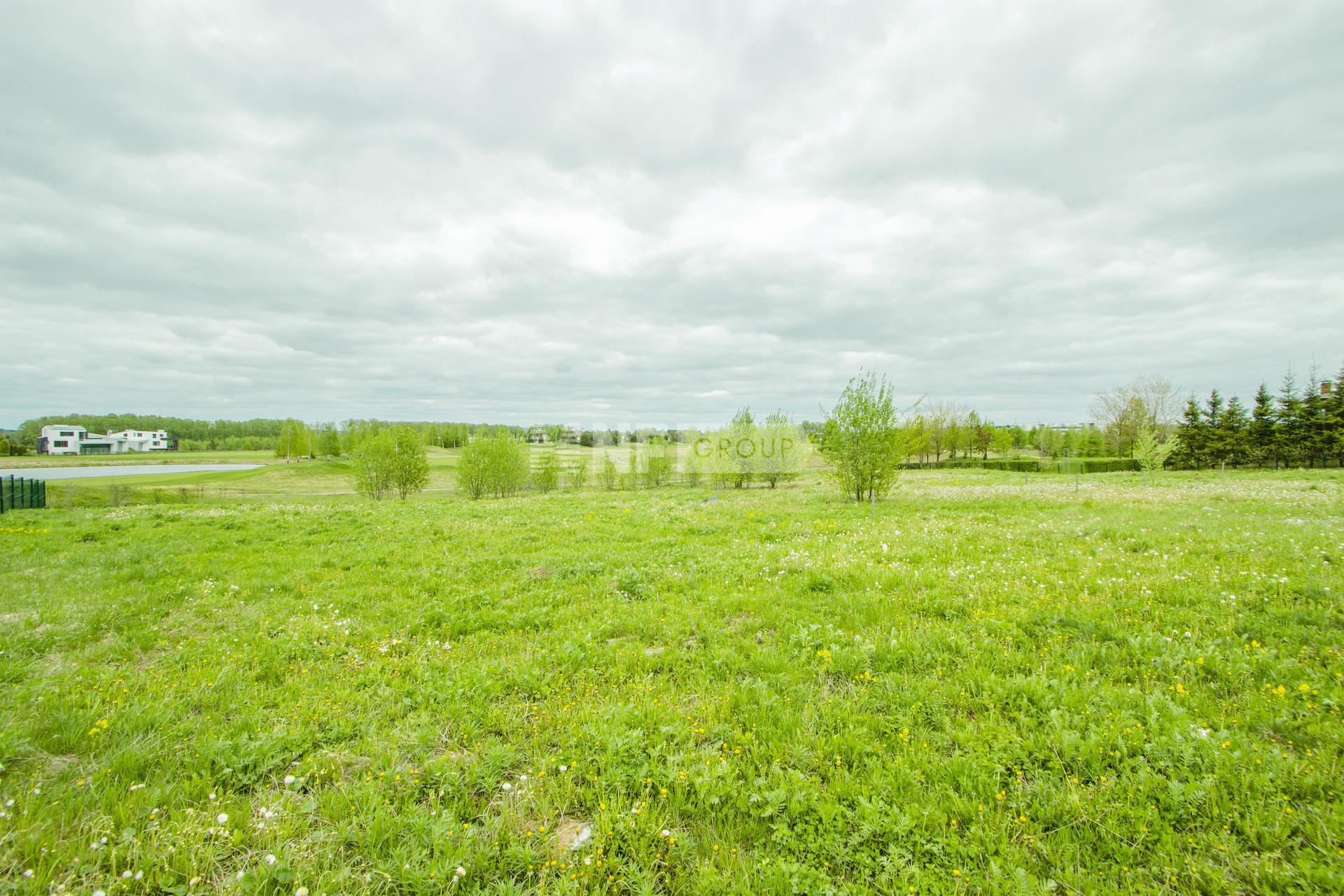 «Яхт-клуб Пестово» (Golf i yakht-klub Pestovo)