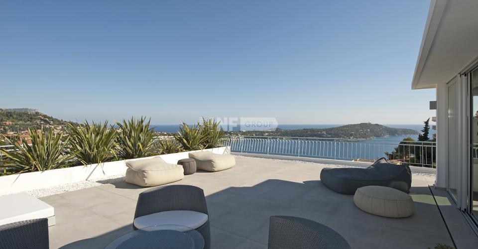 Пентхаус с 3 спальнями в Вильфранш-сюр-Мер