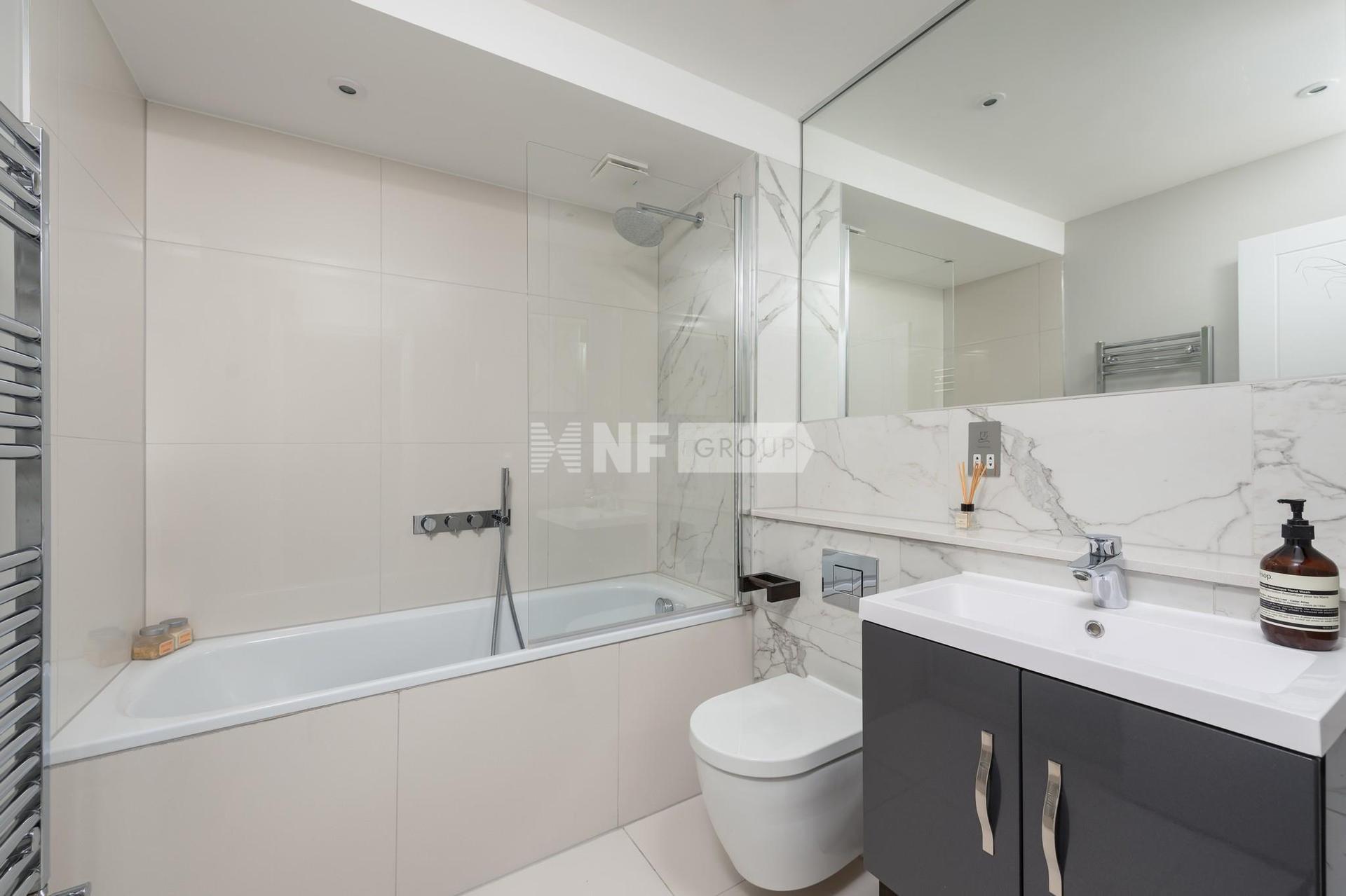 Квартира в Primrose Gardens, London, NW3