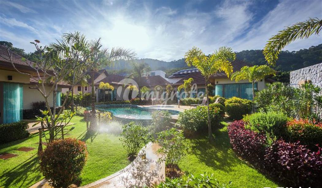 Вилла в Naiharn-Rawai Beach, Phuket, 1400 sq.m