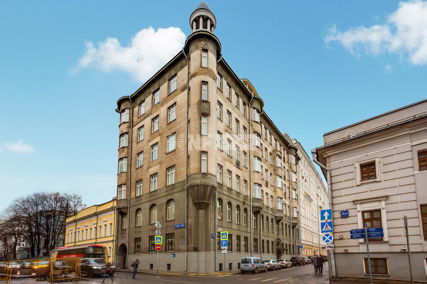 «Знаменка, 8/13стр1» (Знаменка, 8/13стр1)