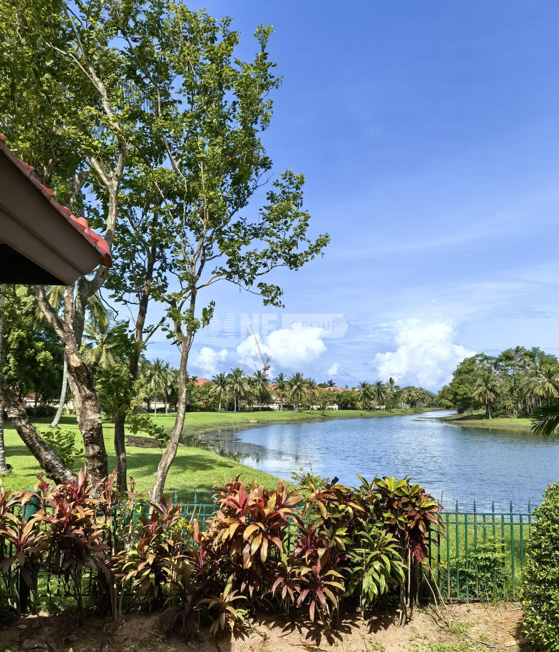 Laguna Village Townhome