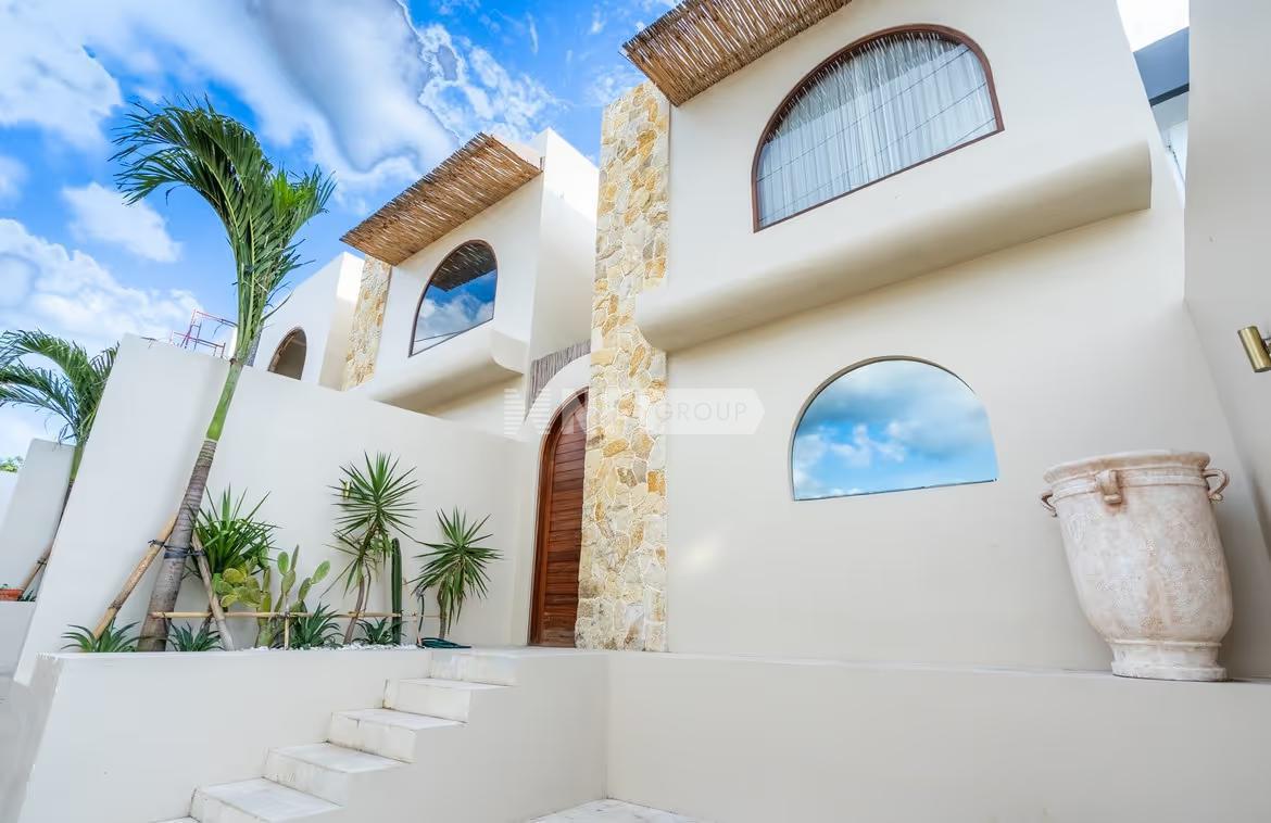 Mediterranean oasis 2-bedroom villa in Pererenan for lease