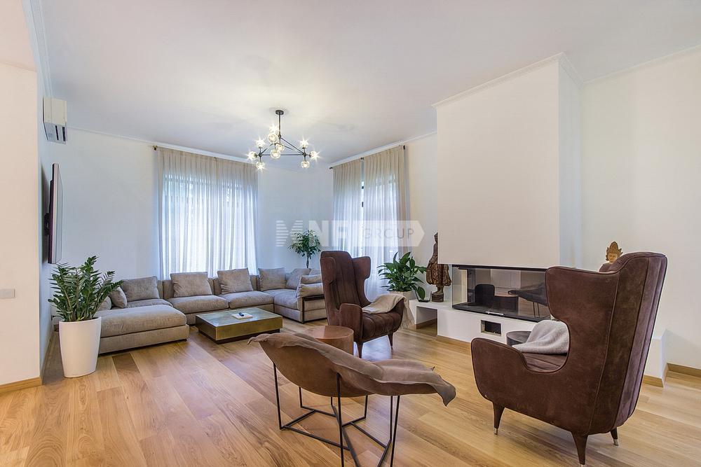 «Рублефф Вилладж» (Rubleff village)