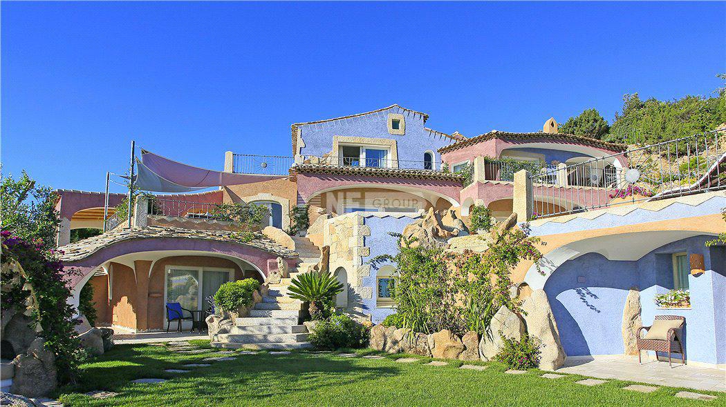 Вилла в Cala Dei Ginepri, Sardinia