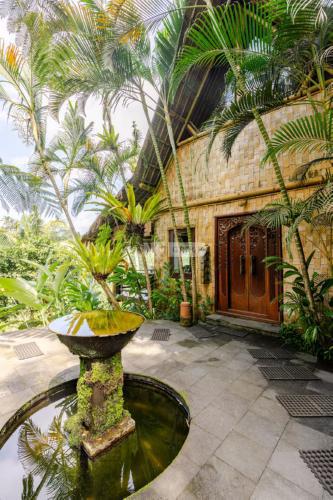 Unique Bamboo Estate on Ubud