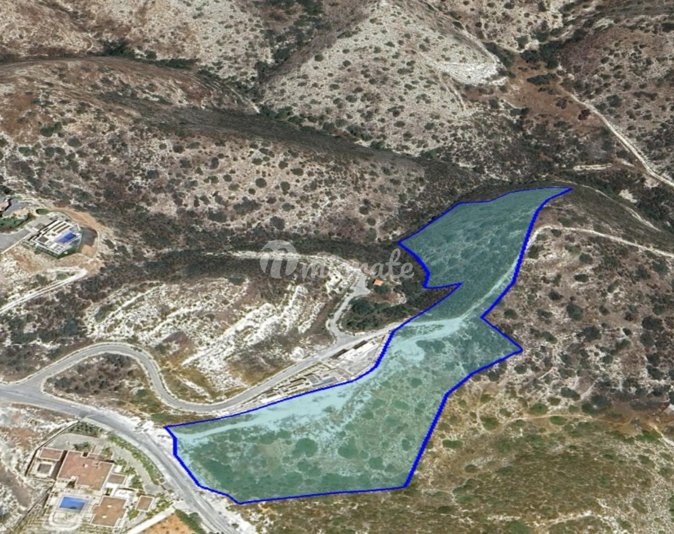 Жилой участок в Агиос Тихон, Лимассол
 (Residential Land in Agios Tychon, Limassol)