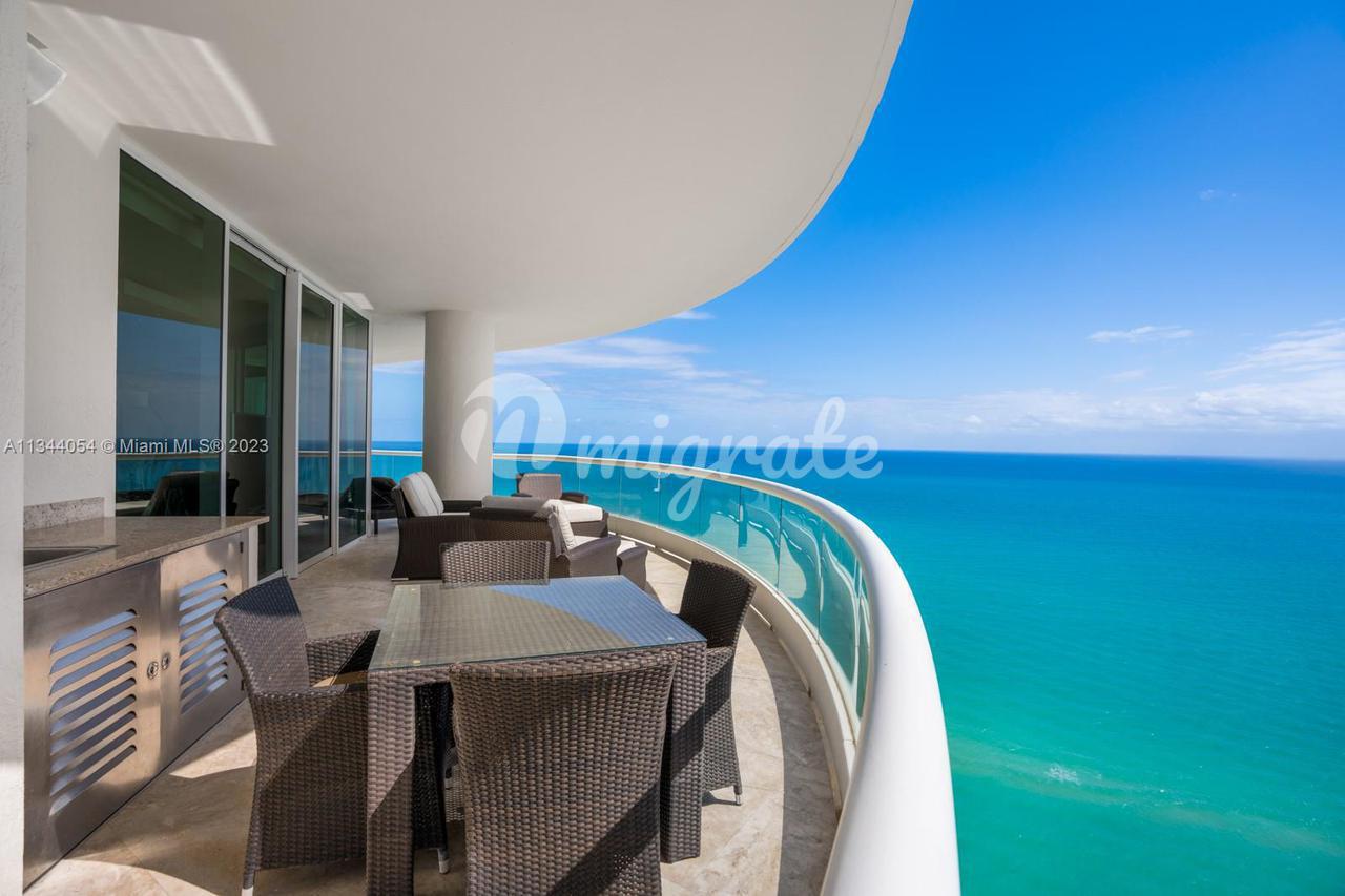 Кондоминиум в 16047 Collins Ave, 2804 - Sunny Isles Beach, Florida