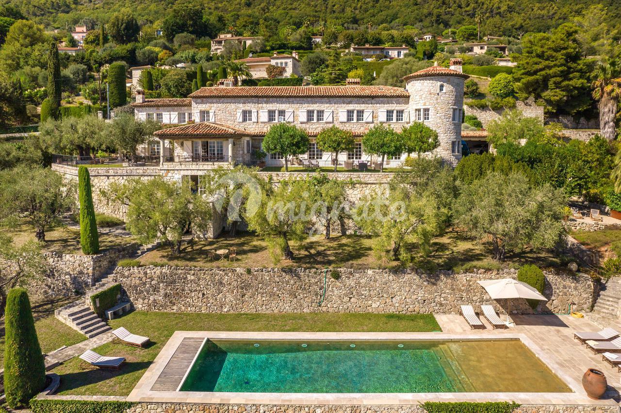 Шато в Vence, Alpes Maritimes, Provence Alpes Cote d