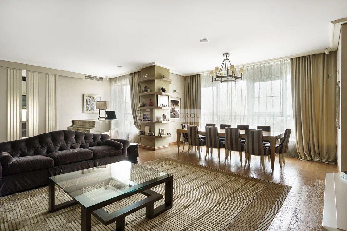 Lake House (Лейк Хаус)