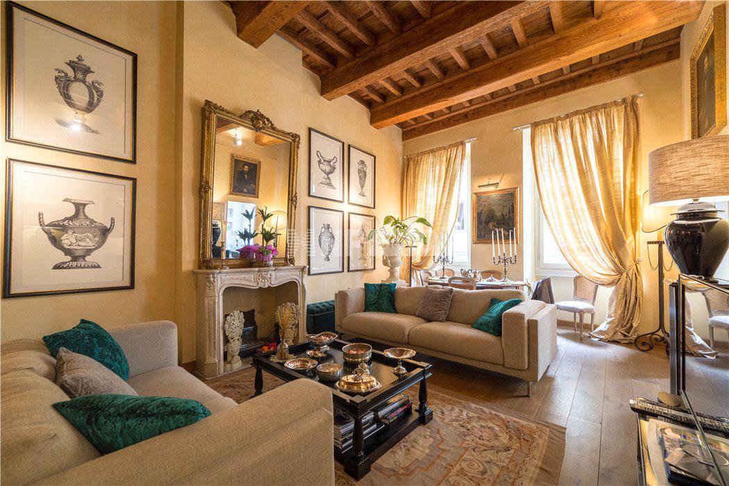 Квартира на центральной улице Флоренции