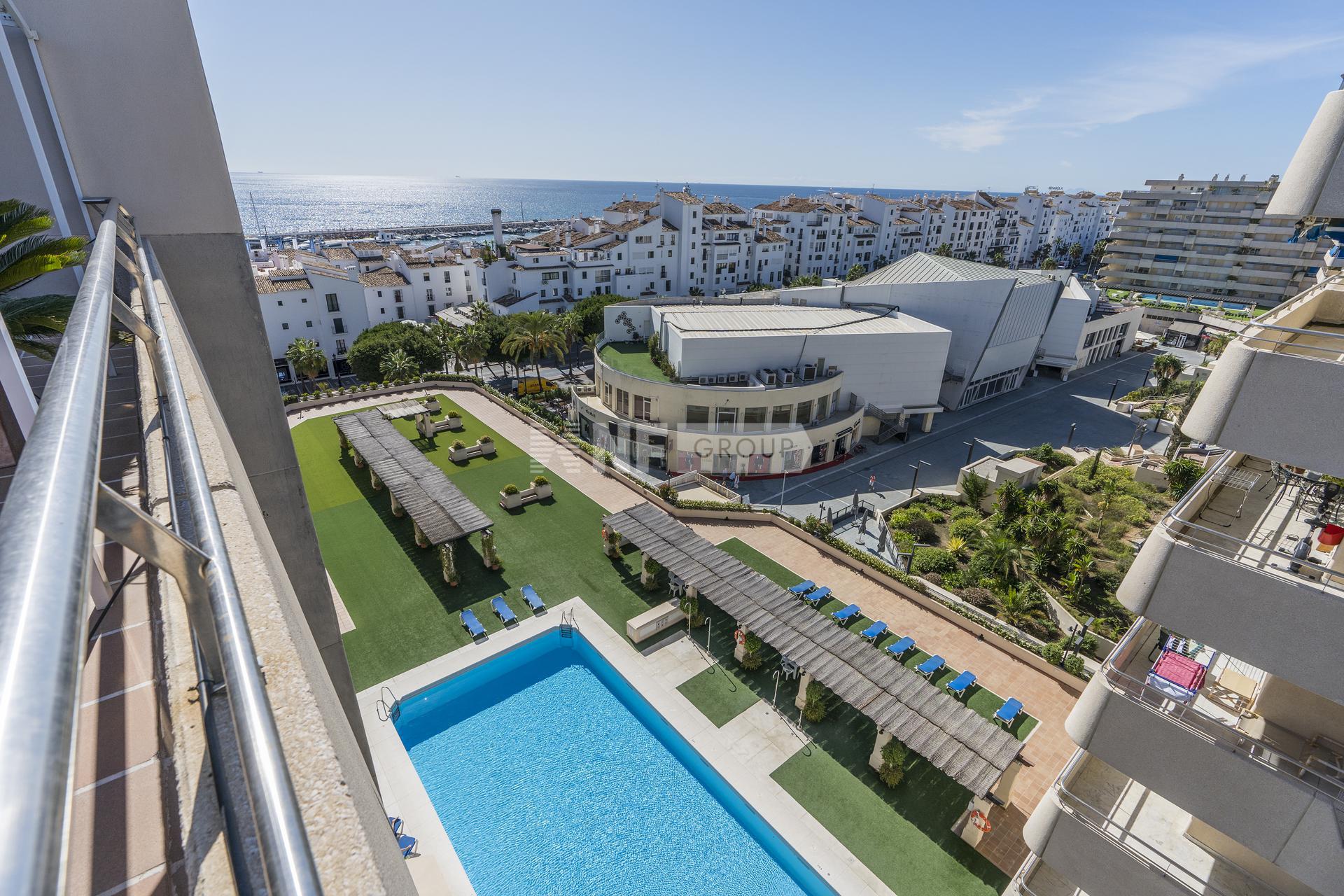 Пентхаус с панорамным видом на море и горы (DM4606)