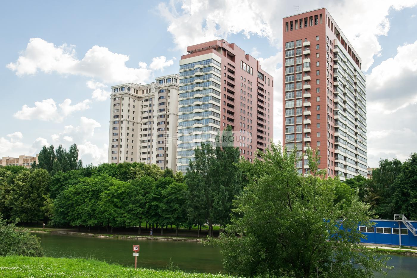 «Премьер» (Премьер)