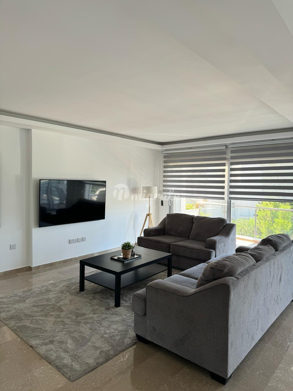 Квартира с 4 спальнями в Агиос Тихонас, Лимассол
 (4 Bedroom Apartment in Agios Tychonas, Limassol)