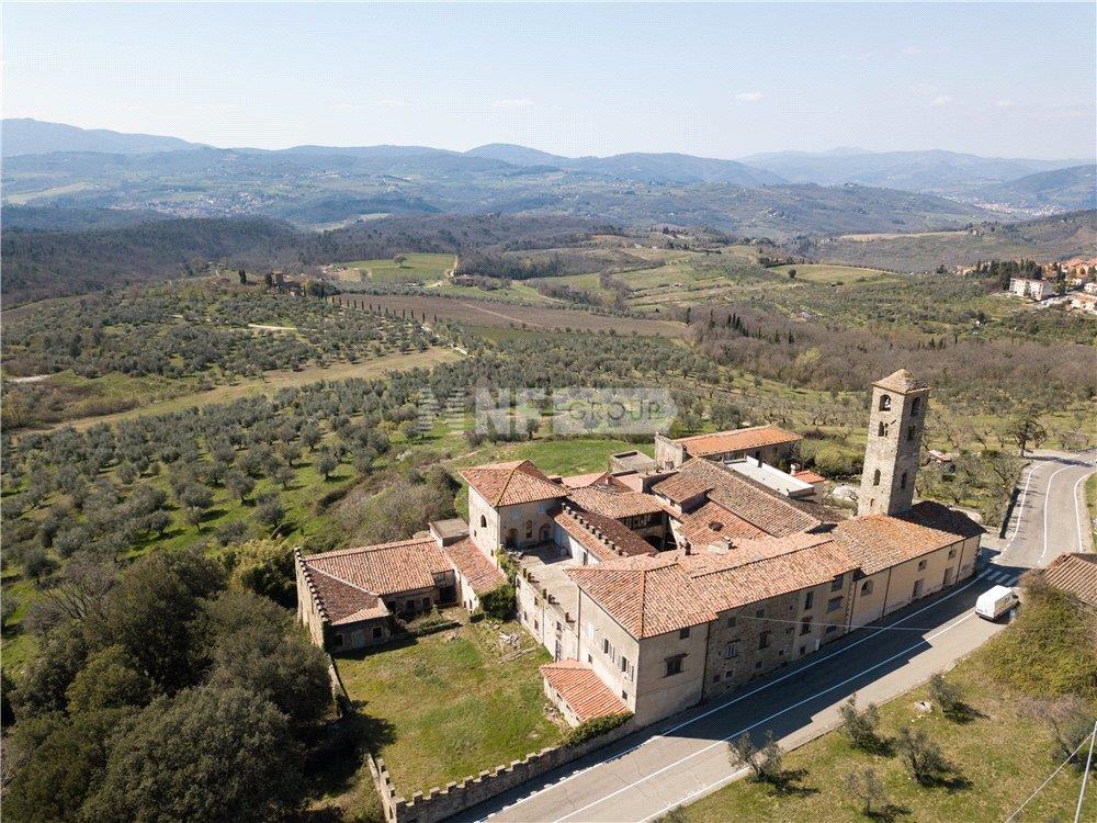 Вилла в Regello, Florence, Tuscany