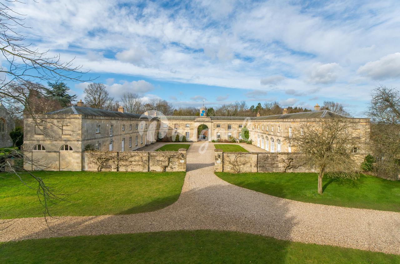 Вилла в Bletchingdon, Oxfordshire, OX5