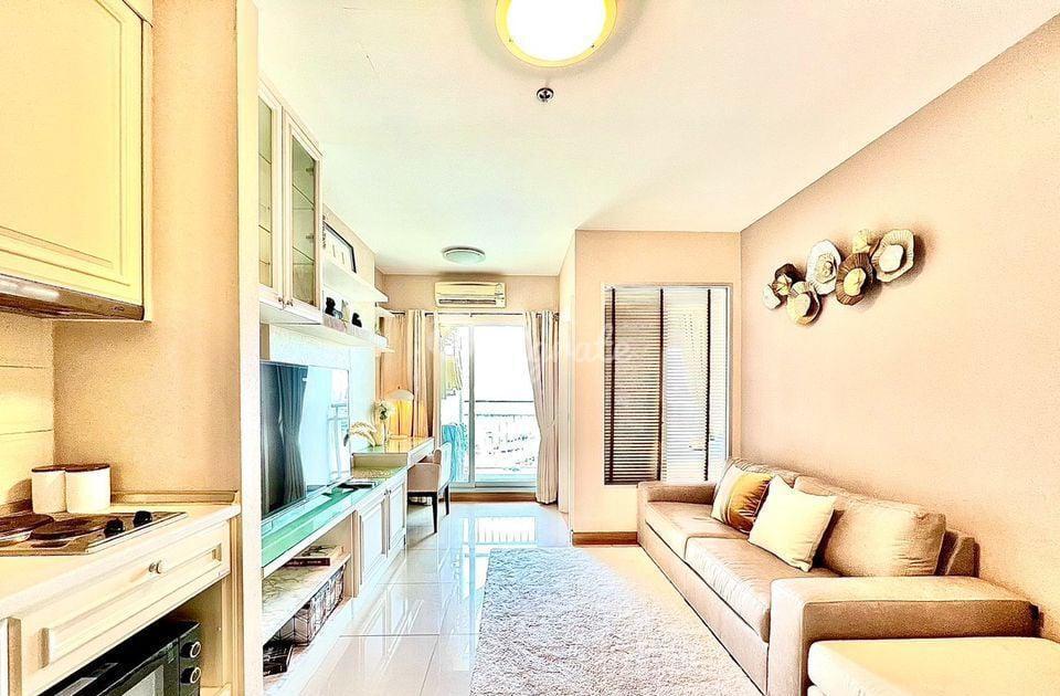1 спален Кондо на продажу в Ivy River (Ivy River)