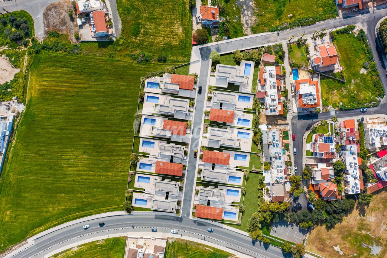 Дом с 4 спальнями в туристическом районе Пила, Ларнака
 (4 Bedroom House in Pyla Tourist Area, Larnaca)