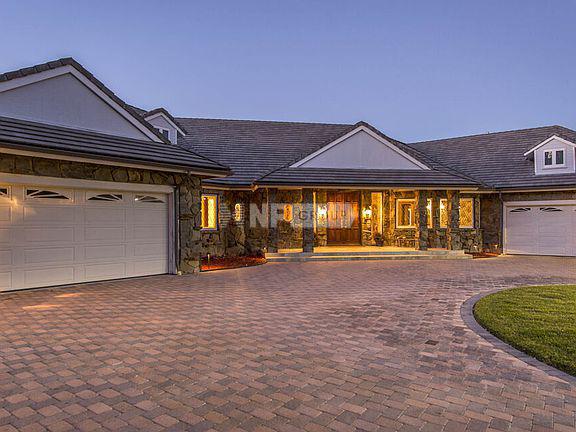 Потрясающий дом с видом на Лос-Анджелес (16401 Mulholland Dr, Los Angeles, CA 90049)