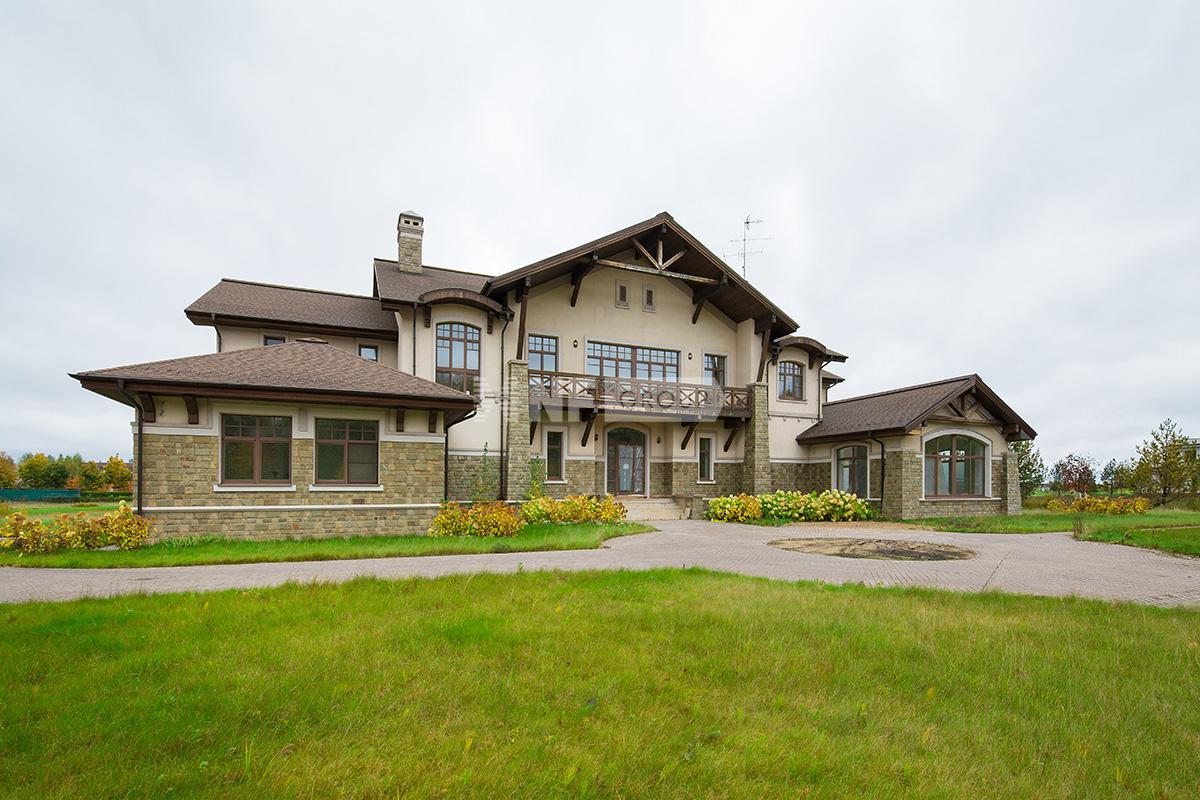 «Яхт-клуб Пестово» (Golf i yakht-klub Pestovo)