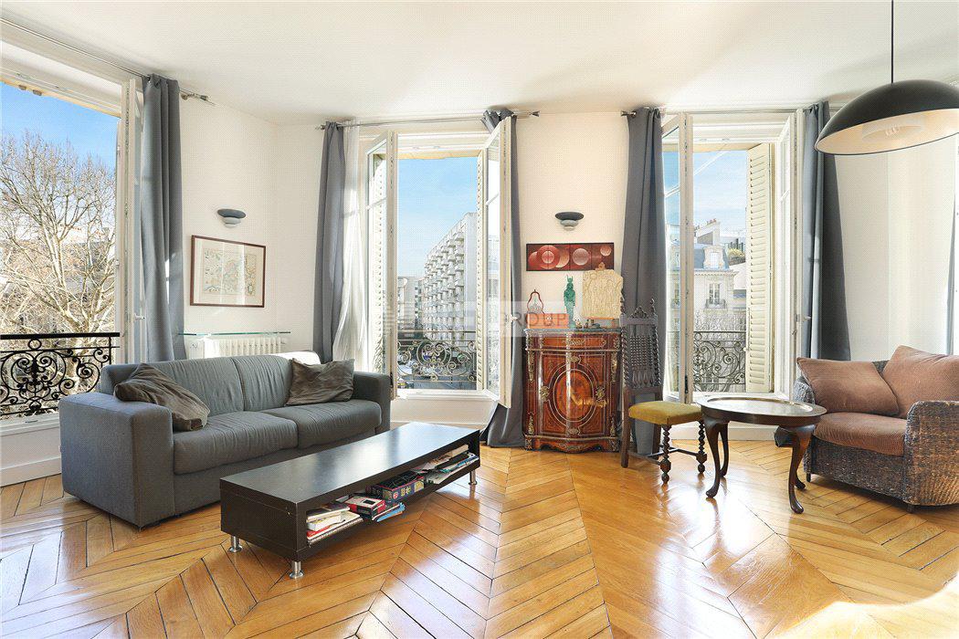 Апартаменты в 8ом округе Парижа