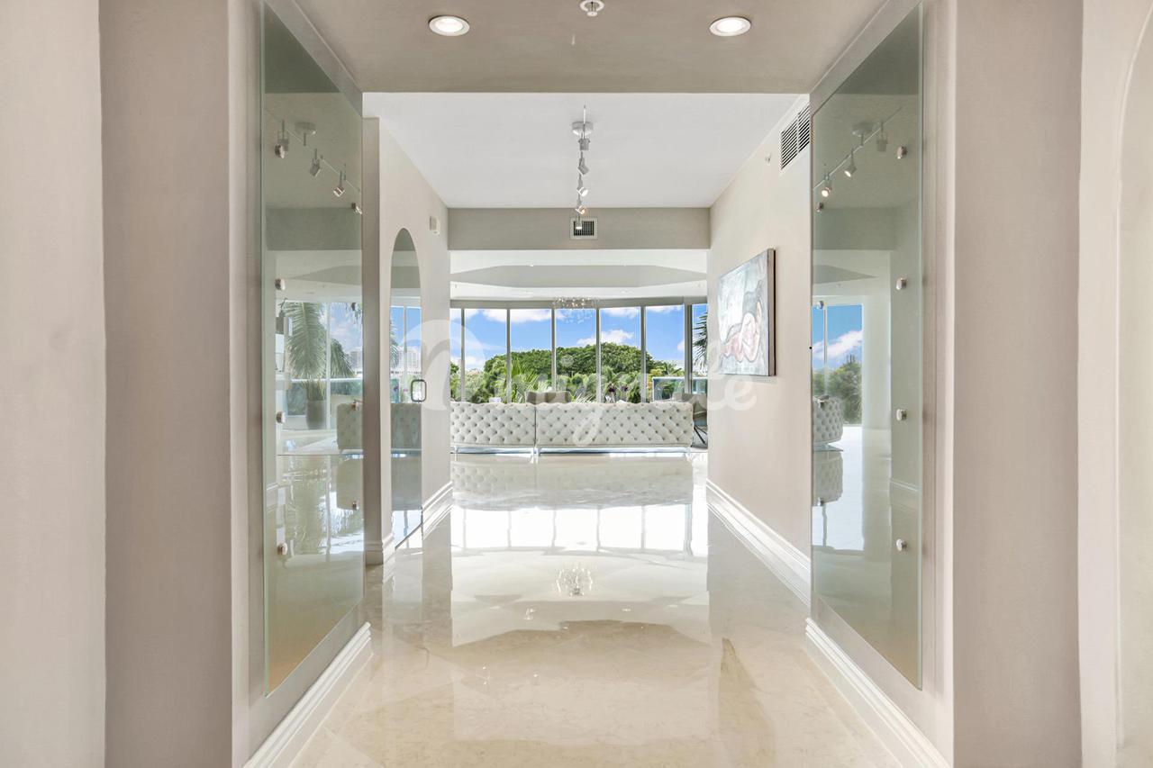 Кондоминиум в 715 Bayshore Drive, 401 - Fort Lauderdale, Florida