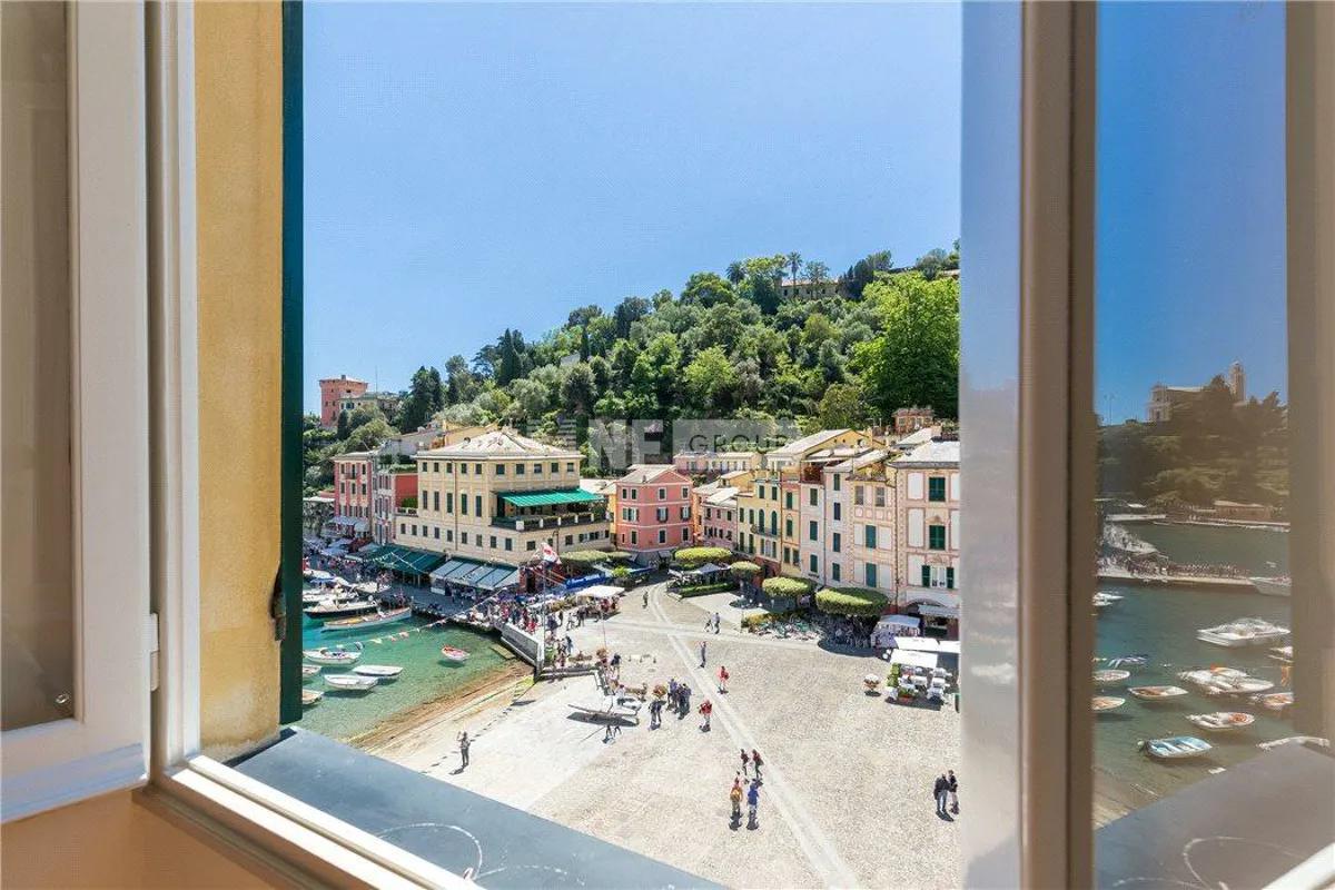 Апартаменты с видом на море и исторический центр в Портофино (RSI160598)