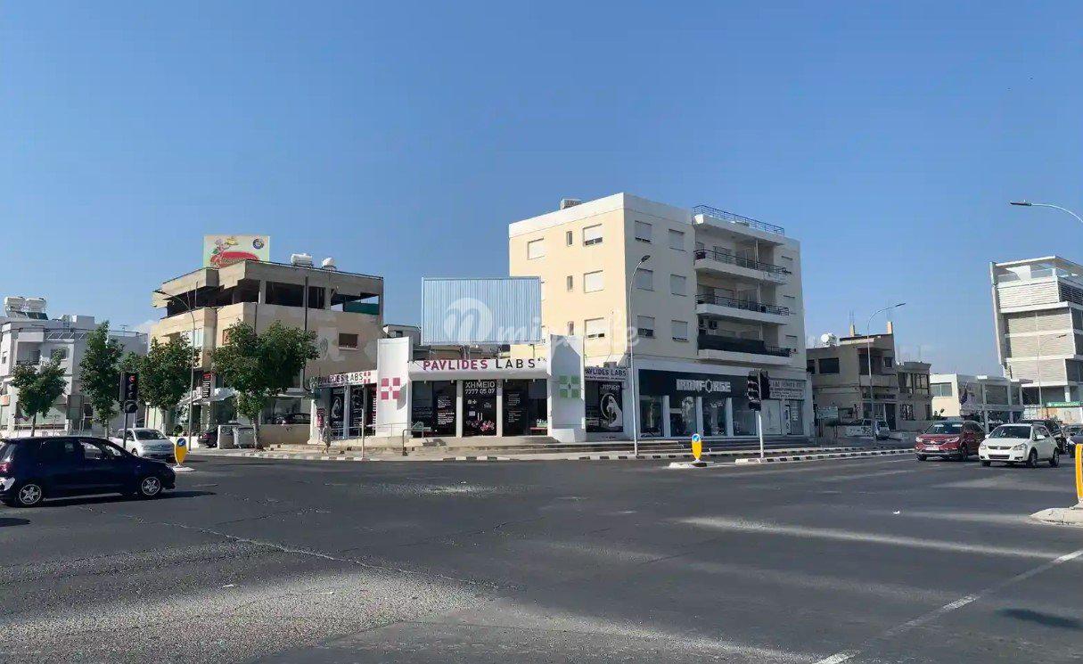 Коммерческое здание в Агиос Георгиос, Лимассол
 (Сommercial Building in Agios Georgios, Limassol)