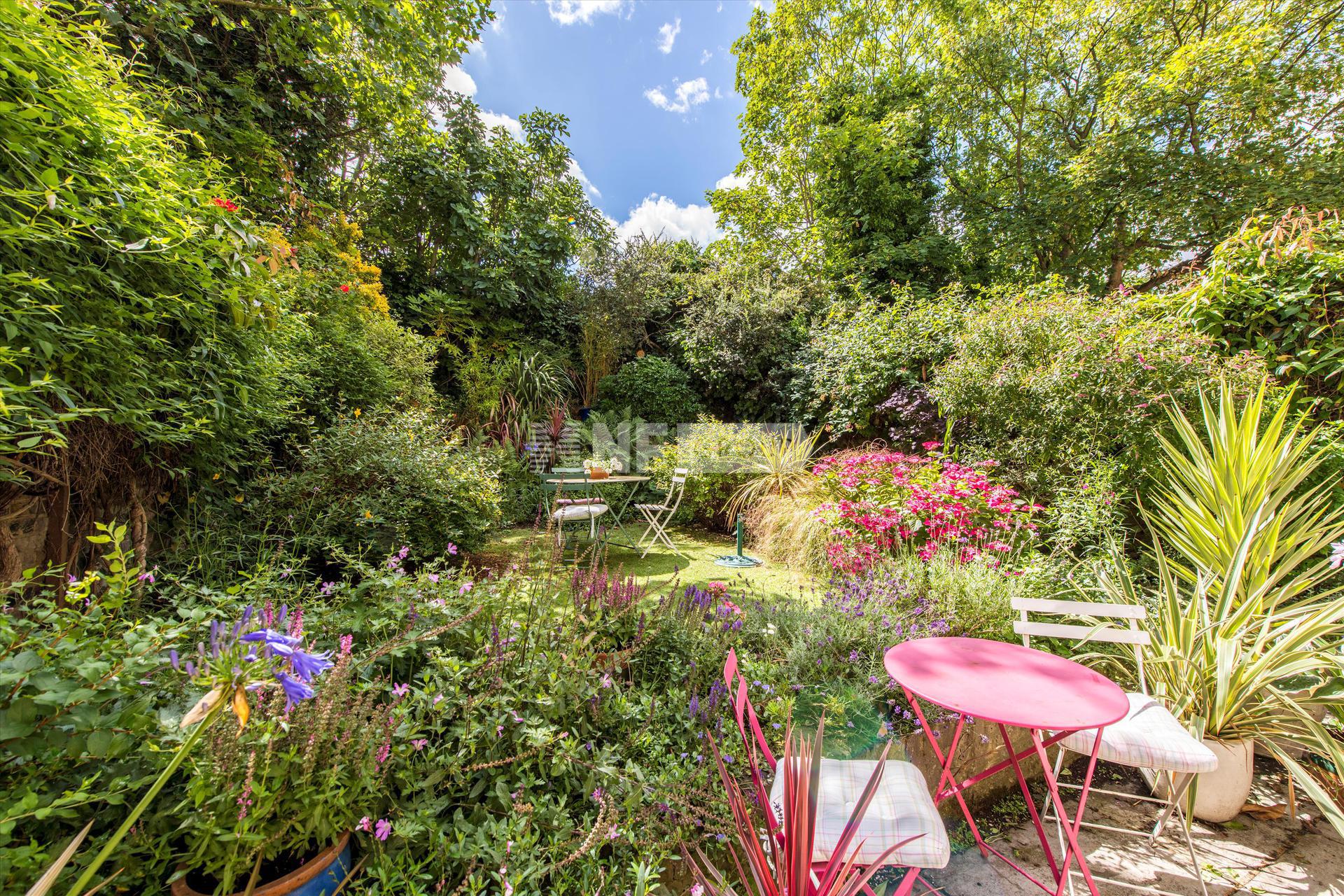 Квартира в Brondesbury Villas,  London, NW6