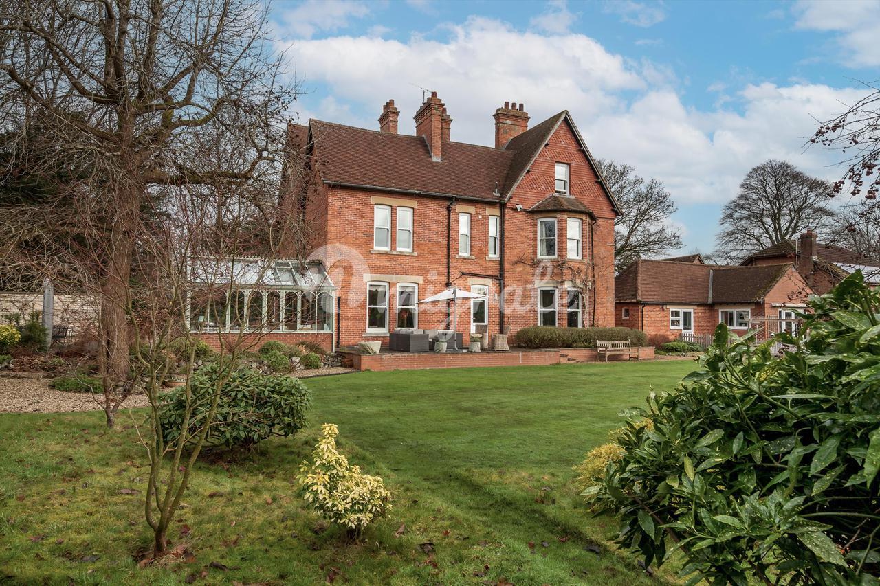 Вилла в Boreham Road, Warminster, Wiltshire, BA12