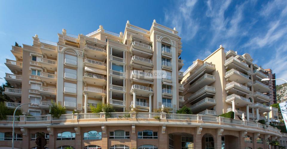 Современные апартаменты с видом на море в Монако