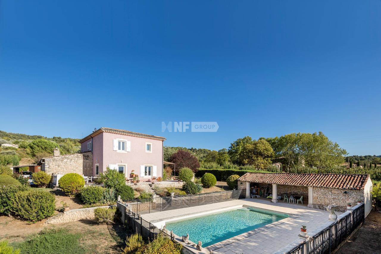 Вилла в Route de Villars Quartier ,Vaucluse, Provence-Alpes-Côte d`Azur