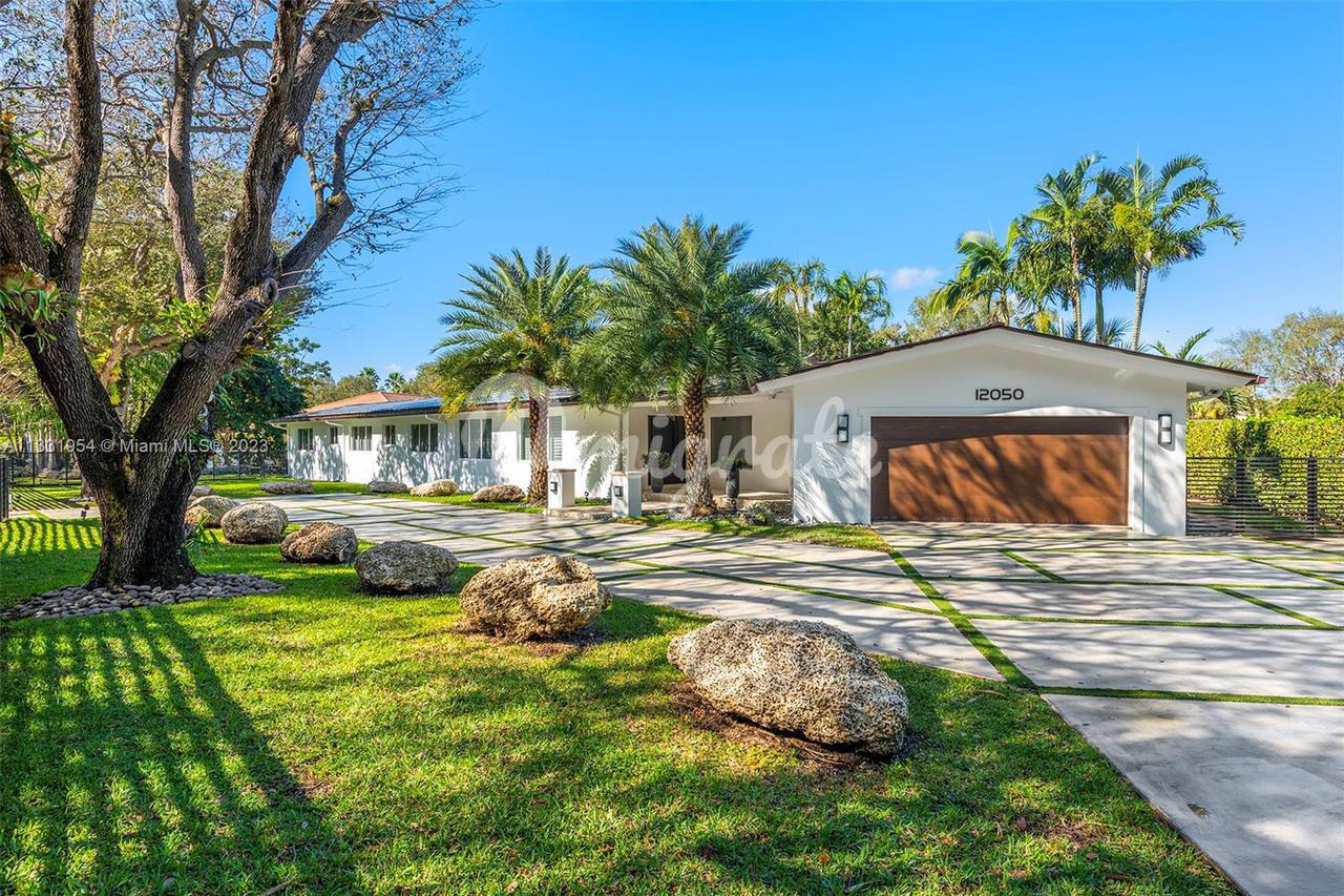 Вилла в 12050 Moss Ranch Rd - Pinecrest, Florida