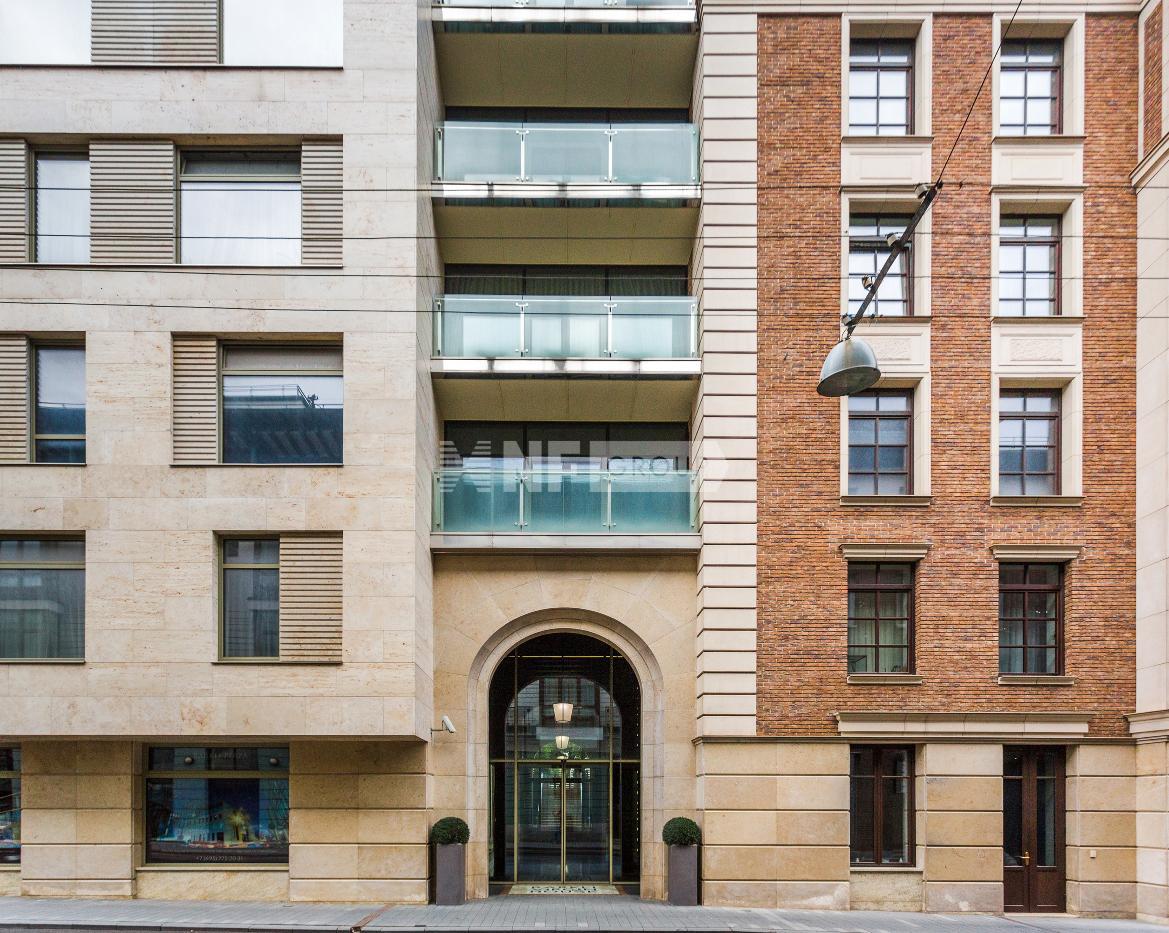 Barkli Virgin House (Баркли Виржн Хаус)