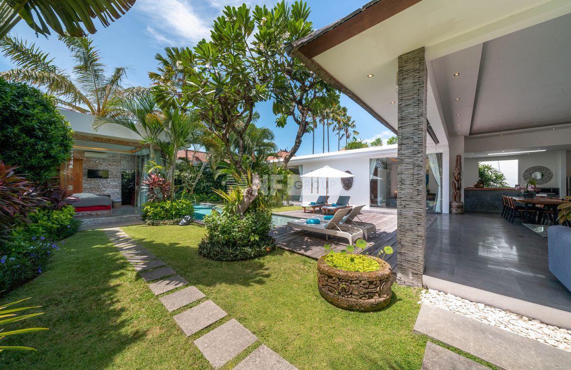 Modern 4-Bedroom Villa in Prime Seminyak Location for Long Lease