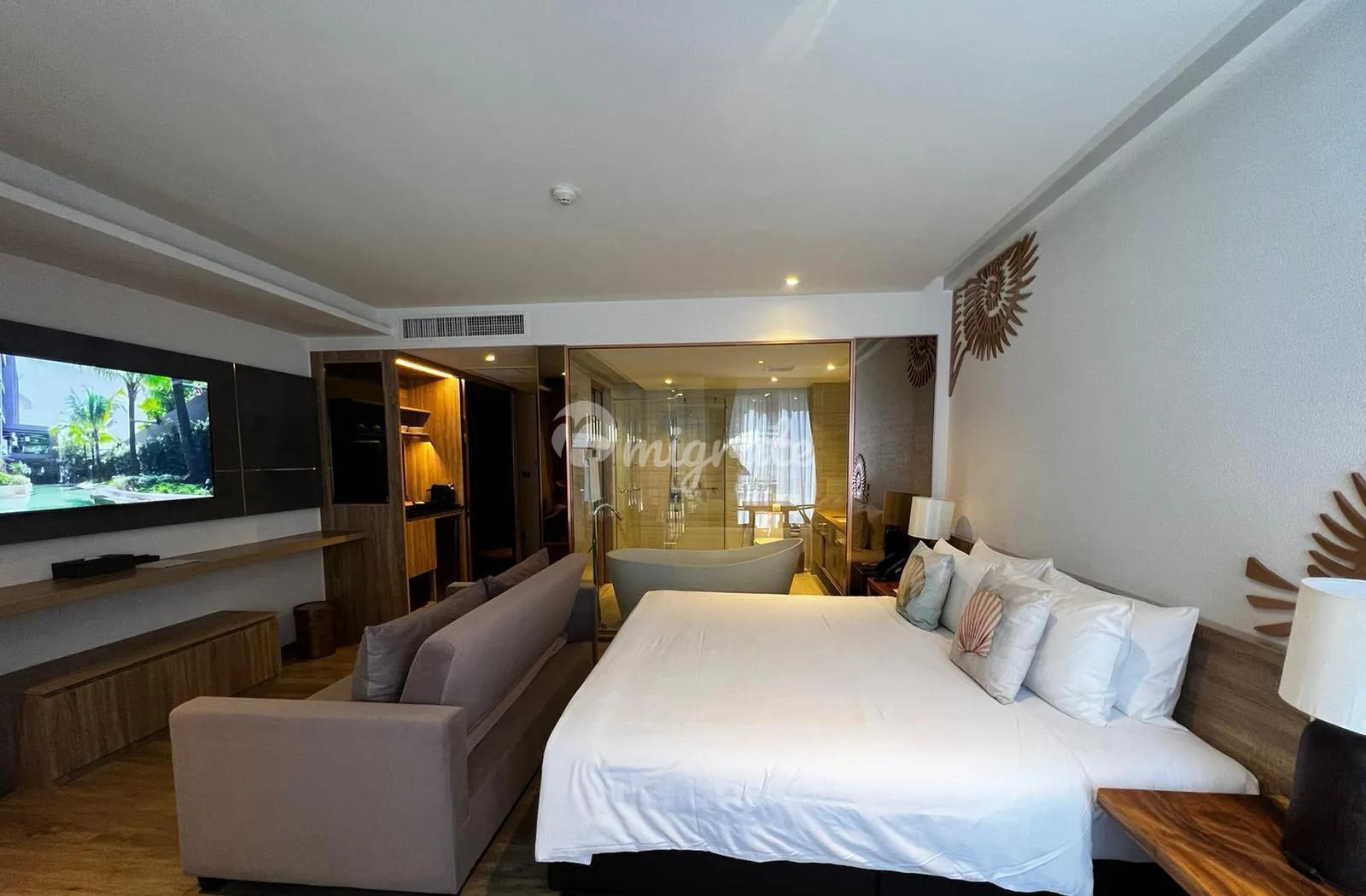 Студия Кондо на продажу в The Marin Phuket (The Marin Phuket)