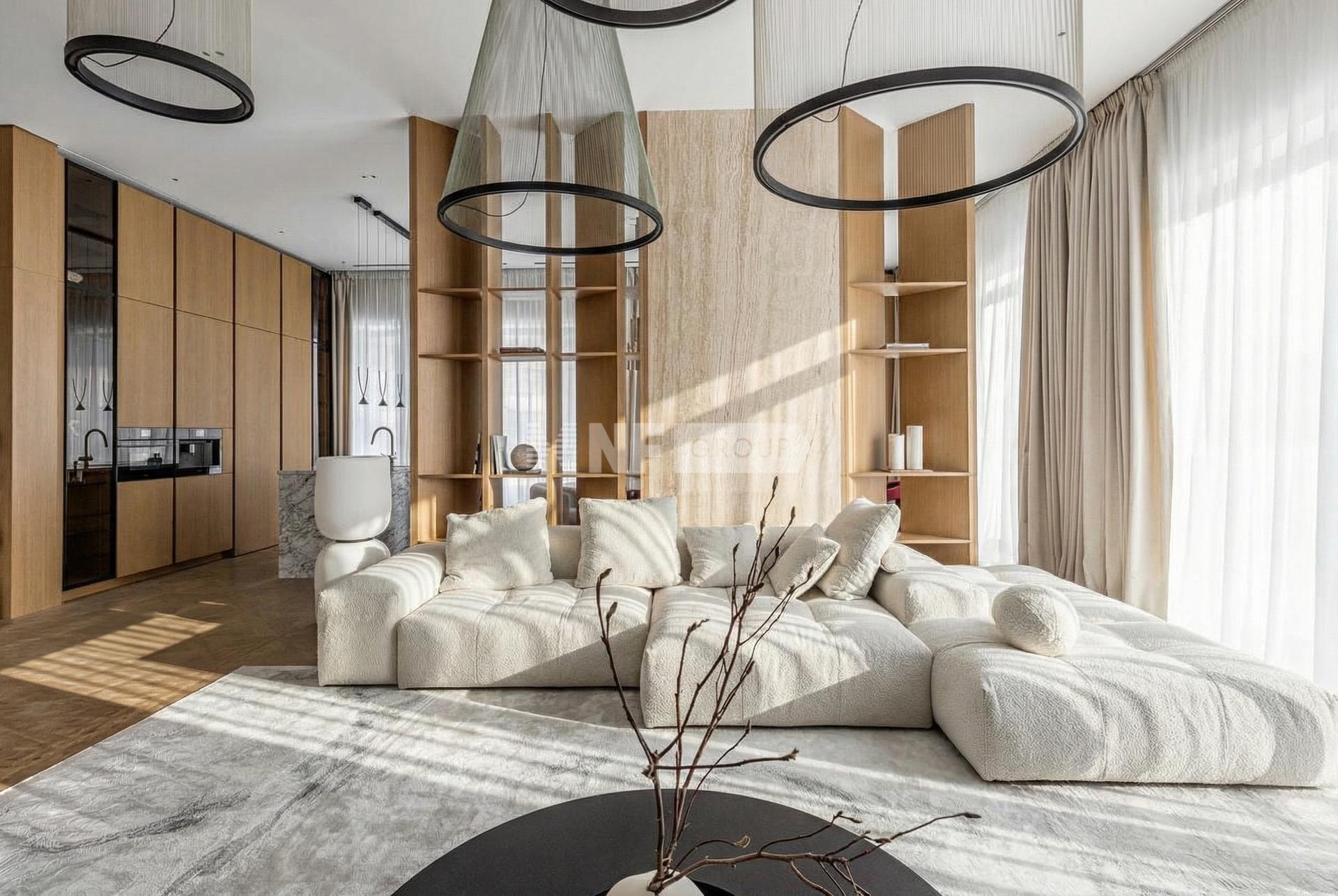 «Corner Lapino» (Corner Lapino)