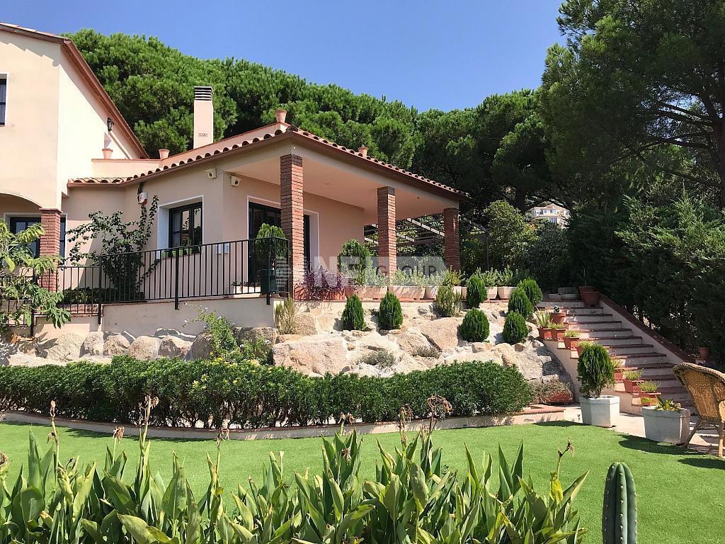 Вилла в Санта-Кристина-де-Аро в Испании