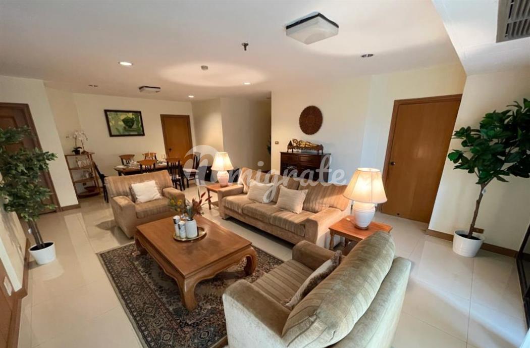 Кондоминиум в Sukhumvit, Fifty Fifth Tower Thonglor, 170 sq.m