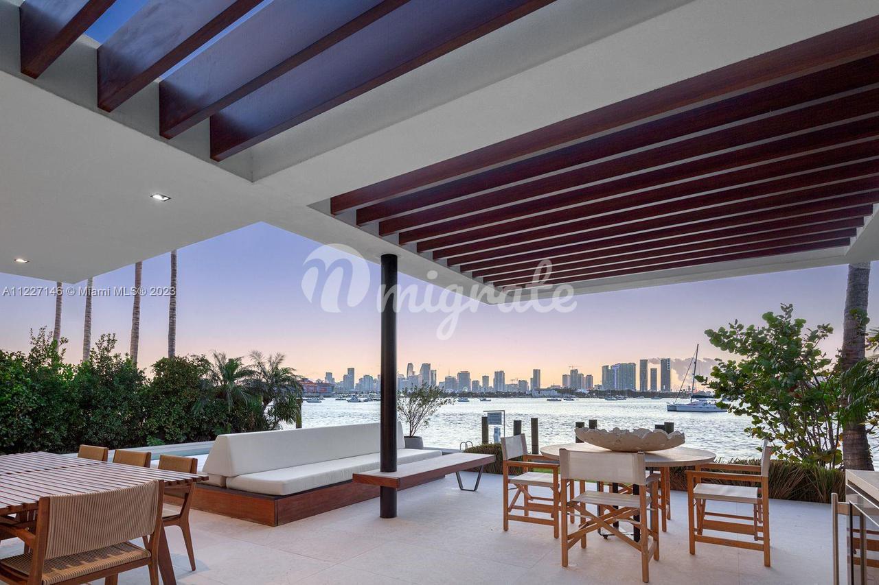 Вилла в 100 W San Marino Dr - Miami Beach, Florida