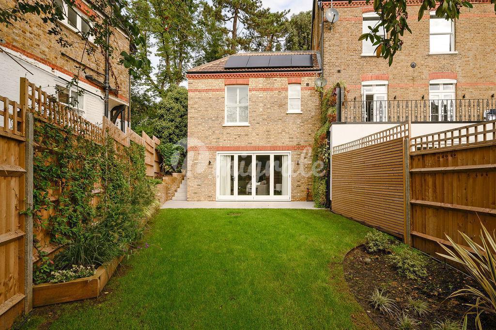 Вилла в Thornton Hill, London, SW19