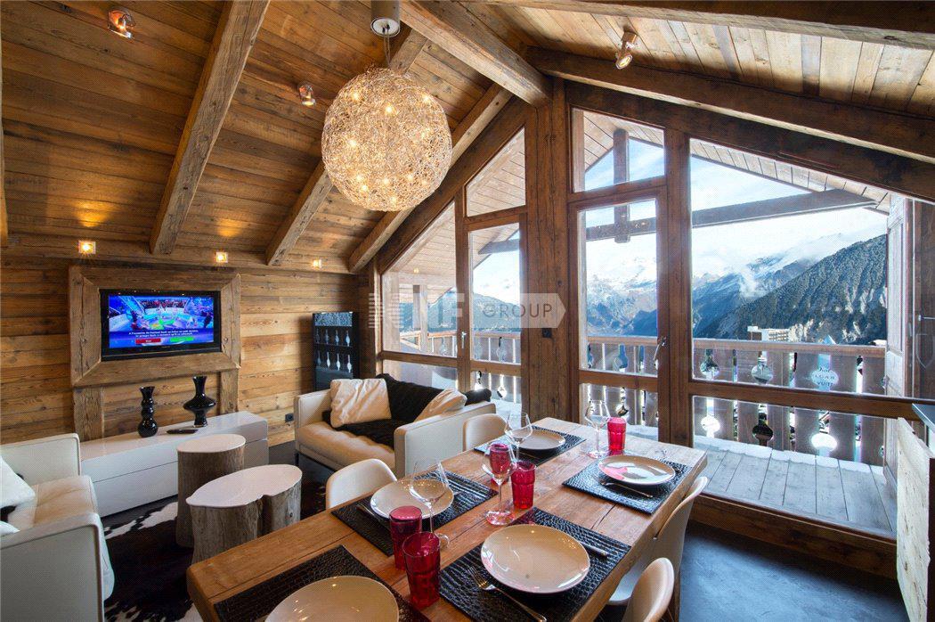 Апартаменты с 2 спальнями в Куршевеле 1850 (rsi190704)