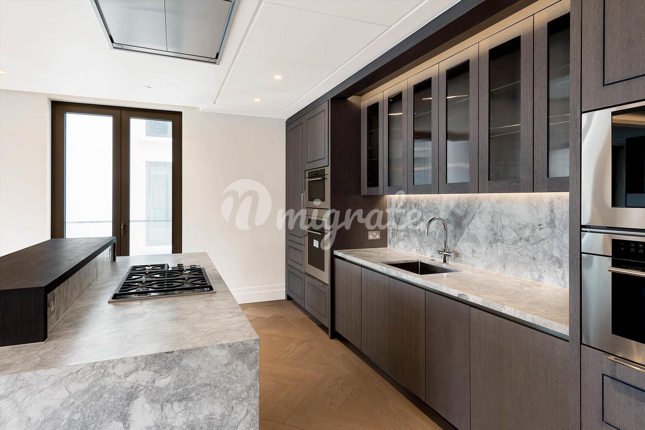 Квартира в Whistler Square, London, SW1W