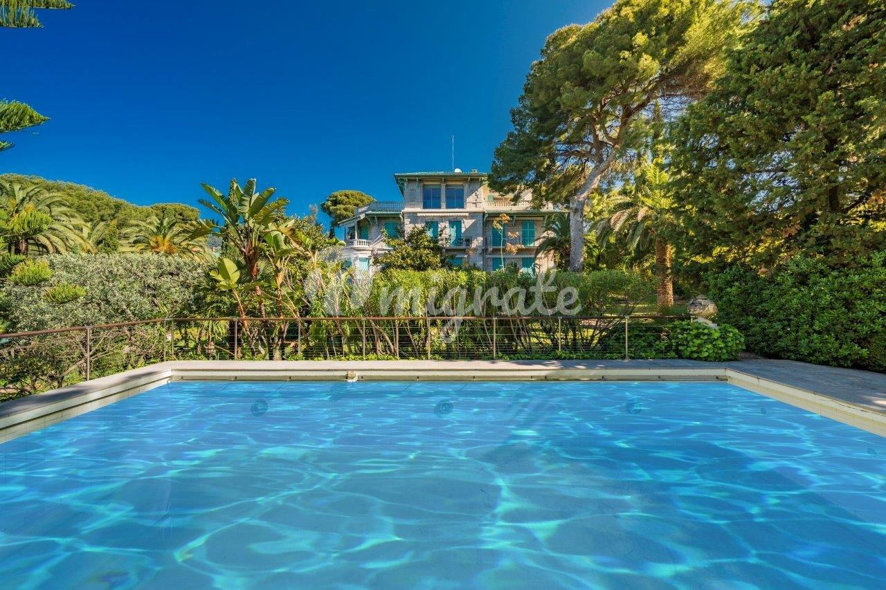 Пентхаус в Roquebrune-Cap-Martin, Alpes Maritimes, Provence Alpes Cote d