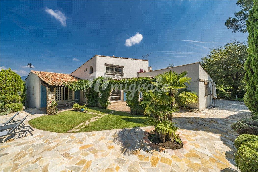 Вилла в Valbonne, Alpes-Maritimes, Provence Alpes Cote D